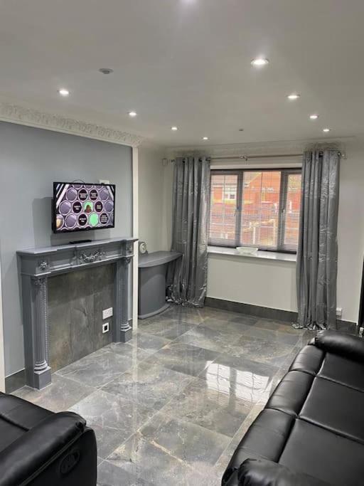 2 Bed House Sleeps 4-5 Vila Liverpool Exterior foto